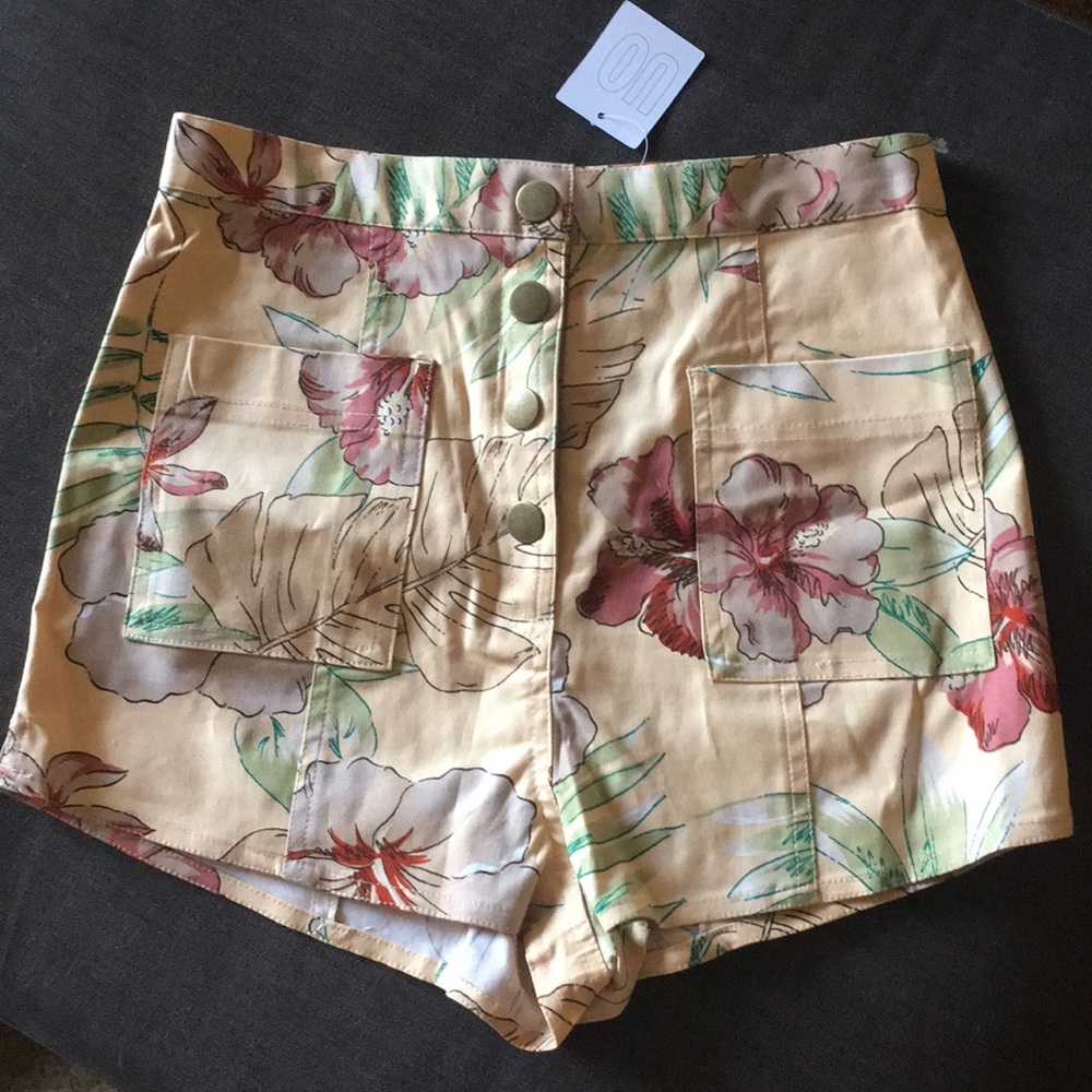 Urban outfitters floral, high waisted shorts